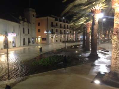 Nevrijeme poplavilo šetalište Pine